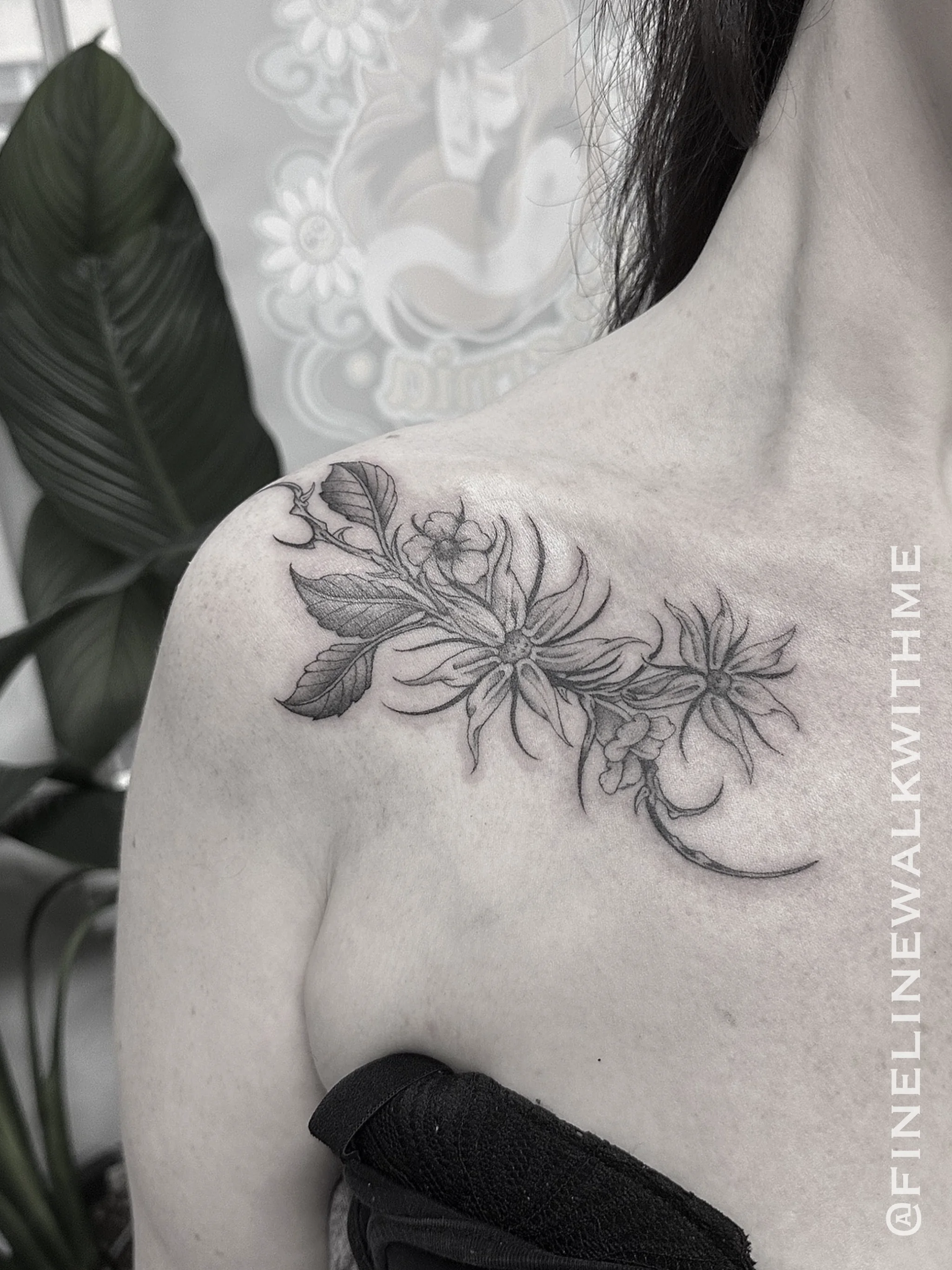 Fine line floral shoulder tattoo by Sydney tattoo artist Dan Bryant